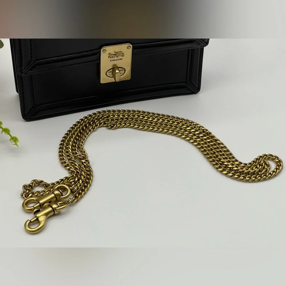 🎊Last One In Stock🎊Coach Small Black Calf Leather Belt Bag - Picture 9 of 16